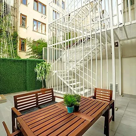 Hotel apartamentowy Beddington Sisli Stambuł